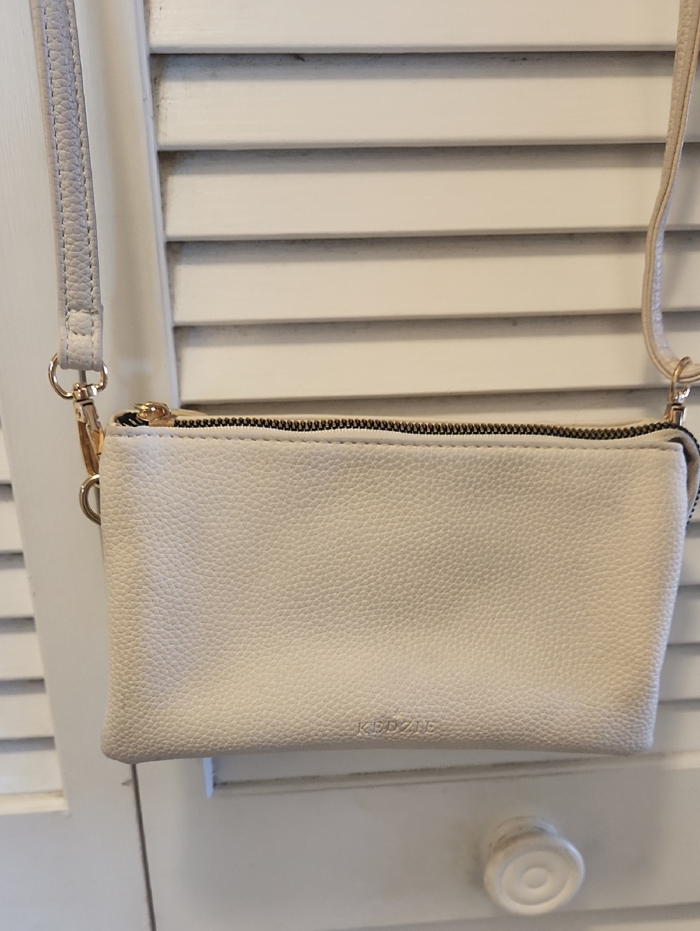 Cream Crossbody Bag with Gold Hardware With Lots Of Pockets &6 Card Pockets